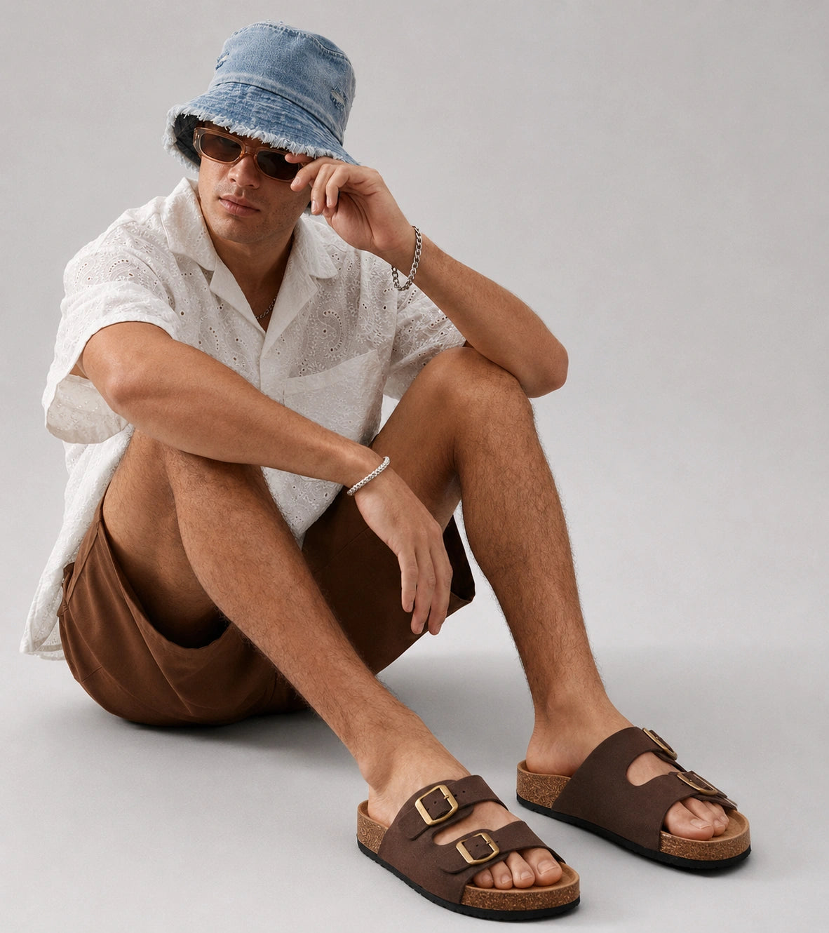 SANDALS & SLIDES
